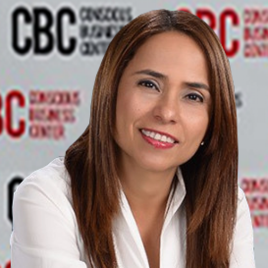 ADRIANA PALACIOS MEJÍA